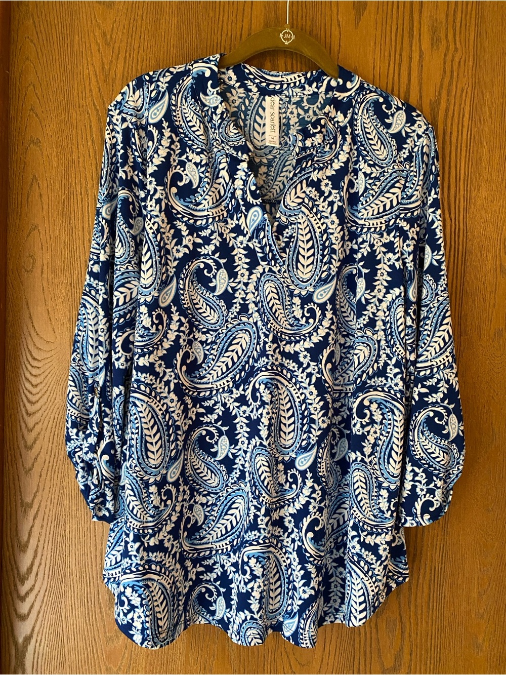 Dear Scarlett Lizzy- Split Neck, 3/4  Sleeve Tunic, Blue & White Paisley, Sz M